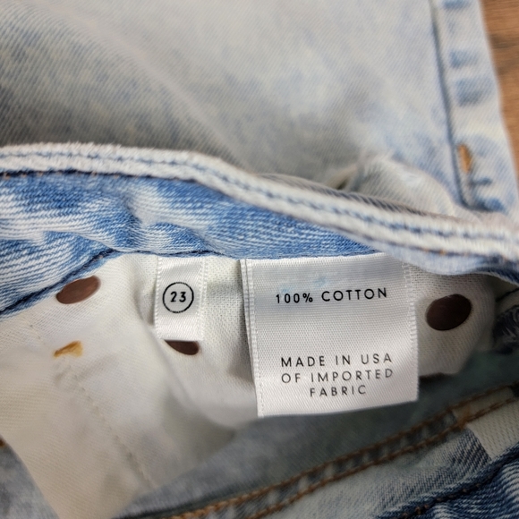 🆕️ GRLFRND Jourdan Distressed Button Fly Jean Shorts **FLAW** - Picture 8 of 10